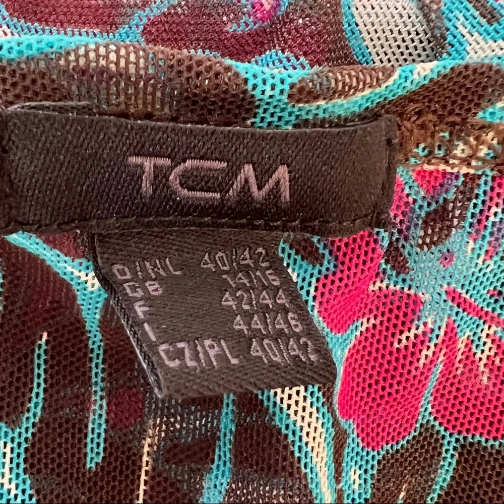 4/$40‎ TCM Black Pink Blue Tropical Floral Print Swimsuit  Coverup Dress